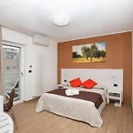 Alojamento de Acomodação e Pequeno-almoço La Casa Del Turista 3*