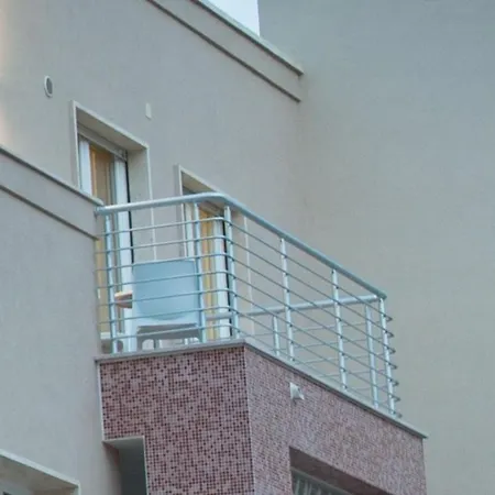 La Casa Del Turista