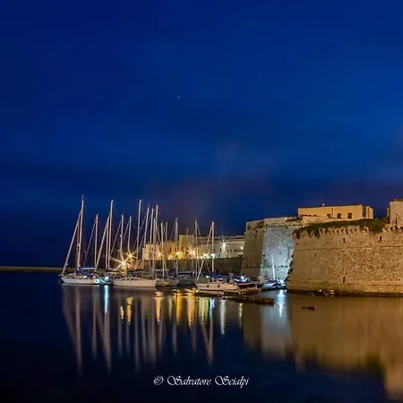 La Casa Del Turista ベッド・アンド・ブレックファスト 3*